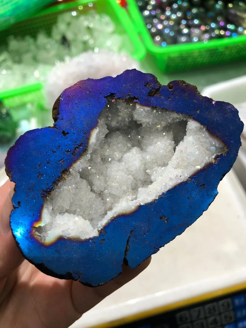 The colorful crystal cave in the sunlight can be used as a collection decoration and purification | Дом и сад
