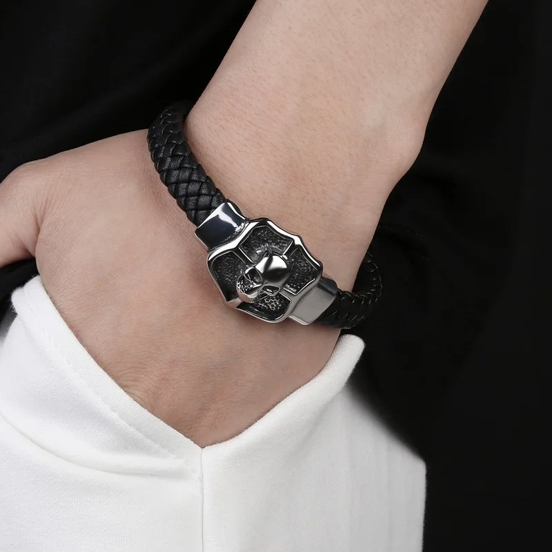 Модный мужской браслет и черного плетения очаровательный веревочный кожаный с