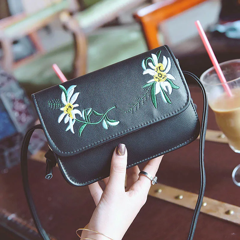 Простая модная женская сумка мессенджер из кожи с цветочной вышивкой на молнии