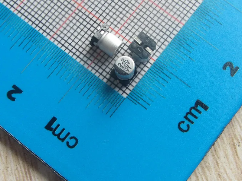 

Алюминиевый электролитический конденсатор SMD, 50 шт./партия, 50 в, 2,2 мкФ, 4*5 мм, электролитический конденсатор 2,2 мкФ