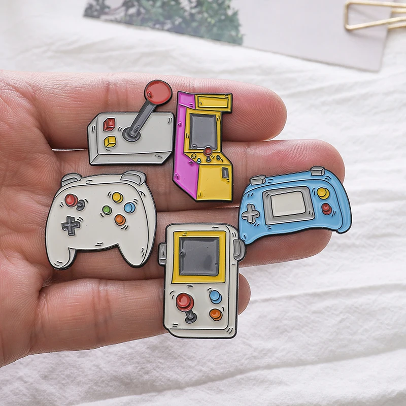 Gamepad joystick Street game console pins Cute Fun Badges Brooches Enamel for backpack friends Gifts Jewelry wholesale | Украшения и
