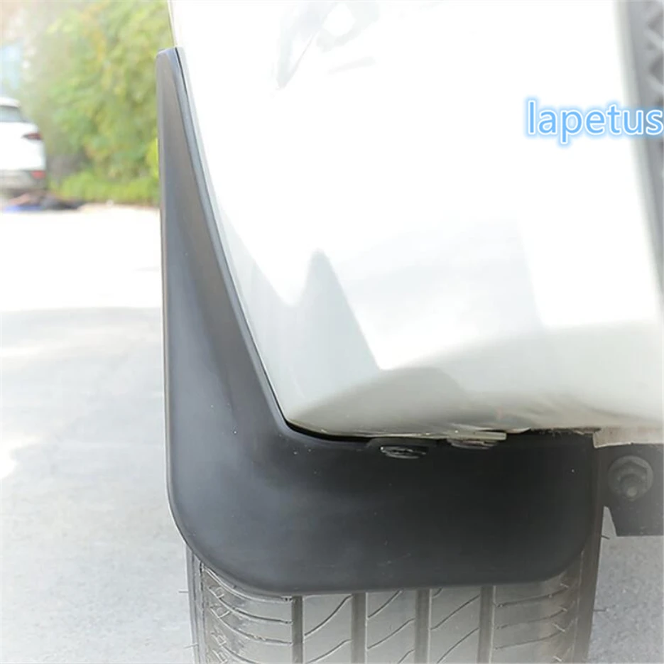 

Lapetus Front & Rear Mud Flap Splash Guards Mudguards Protection Cover Kit Black Fit For Nissan Altima / Teana 2019 2020 Plastic