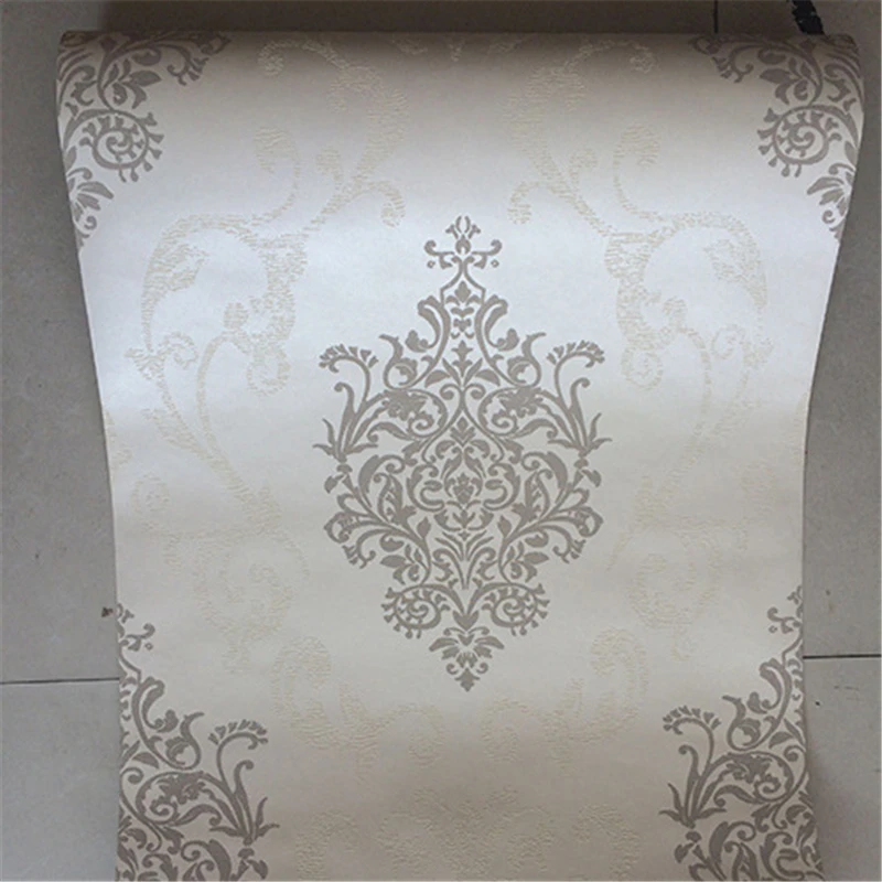 

beibehang European non - woven wallpaper Damascus wallpaper bedroom living room TV background flocking bronzing wallpaper