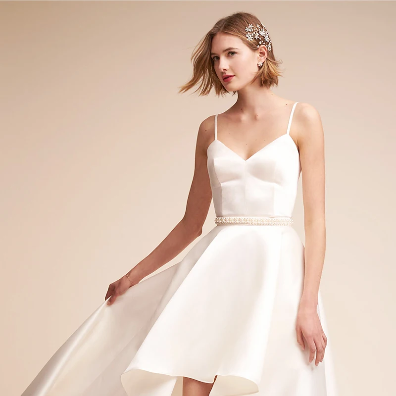 Новые простые v образным вырезом атласная Высокая Низкая Vestidos De Novia Кристалл