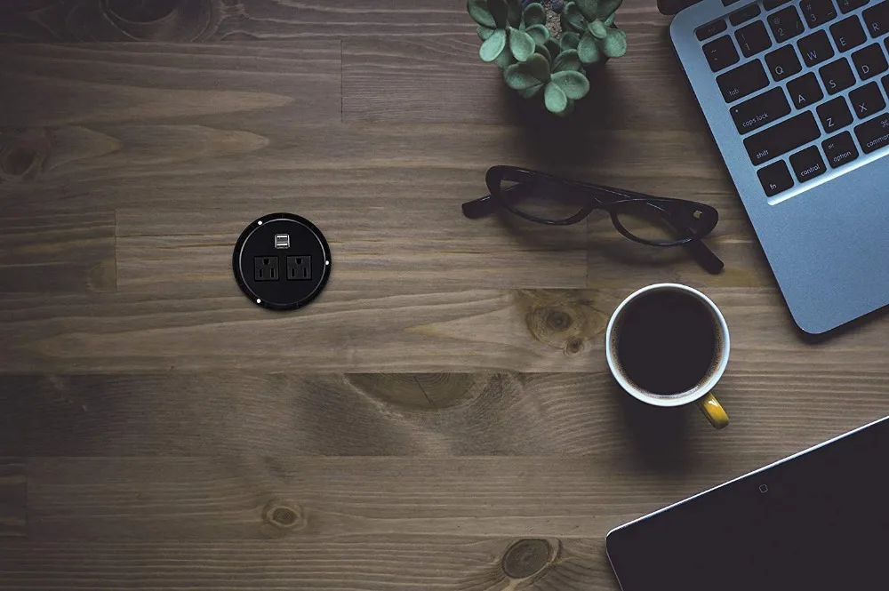 Алюминиевый сплав поверхностного концентратора данных коснитесь Grommet AC розетки