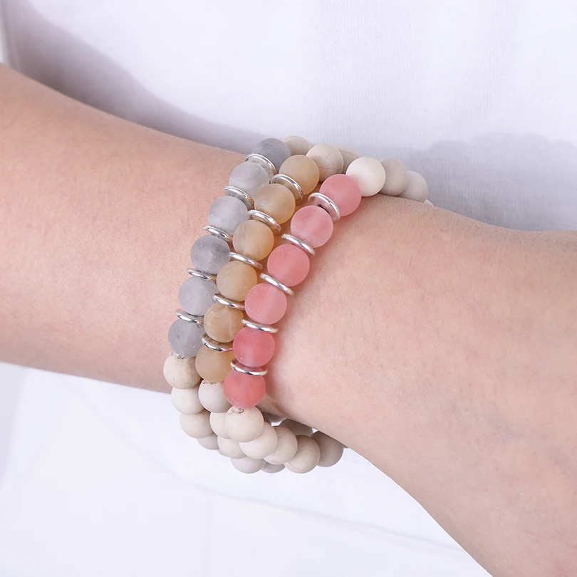 В этническом стиле матовые розовые браслеты с бусинами из камня в винтажном