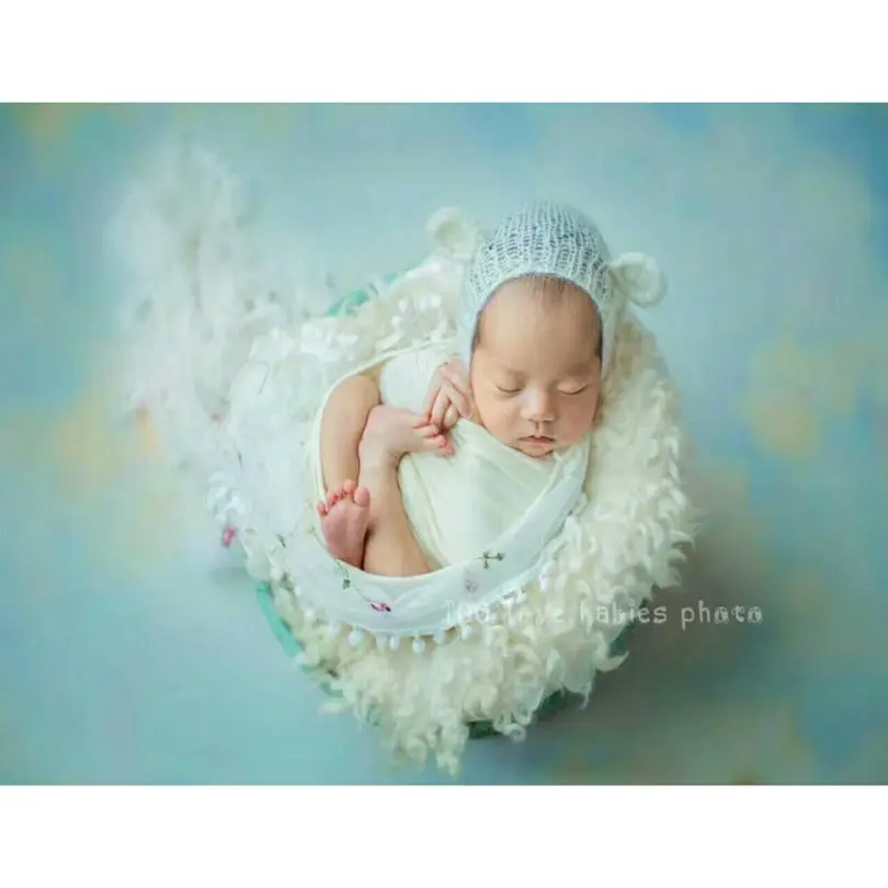 

Newborn basket stuffer filler Fluffy wool curly blanket layer photography props Baby felted wool blanket backdrop