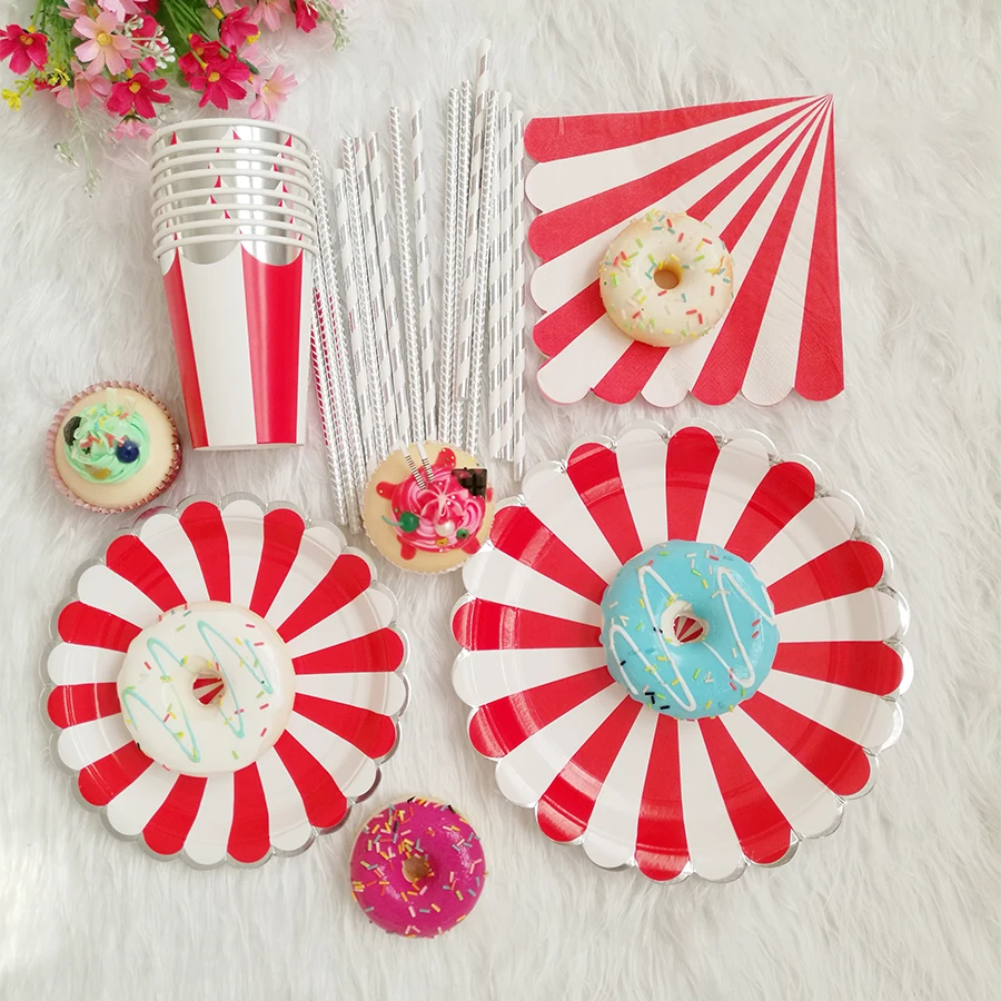 Горячая Распродажа одноразовые бумажные салфетки для стаканчиков в красную