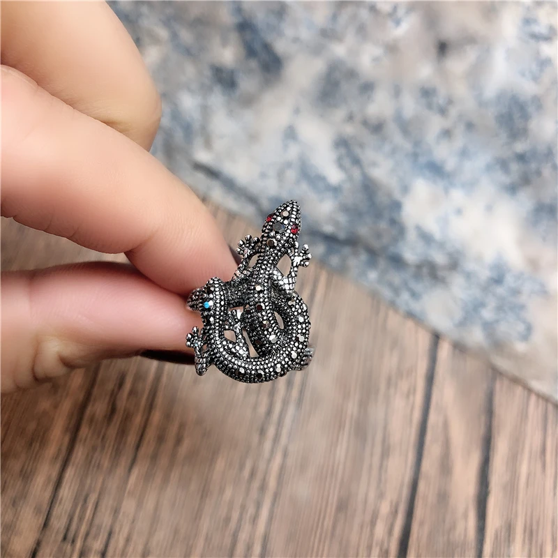 KCALOE панк кольцо животное геккон ювелирные изделия с черными стразами Кольца из