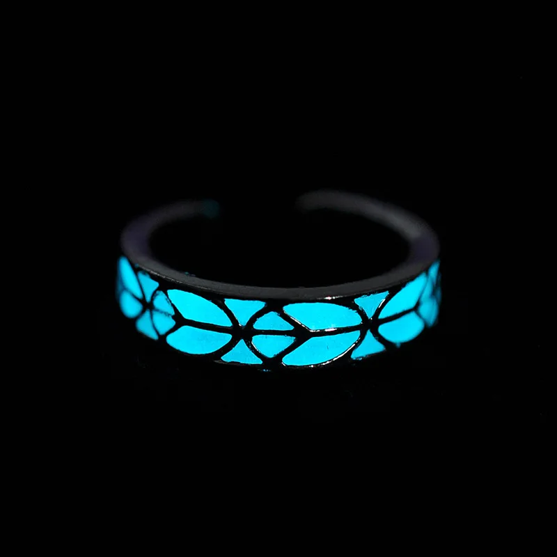 серебро светится