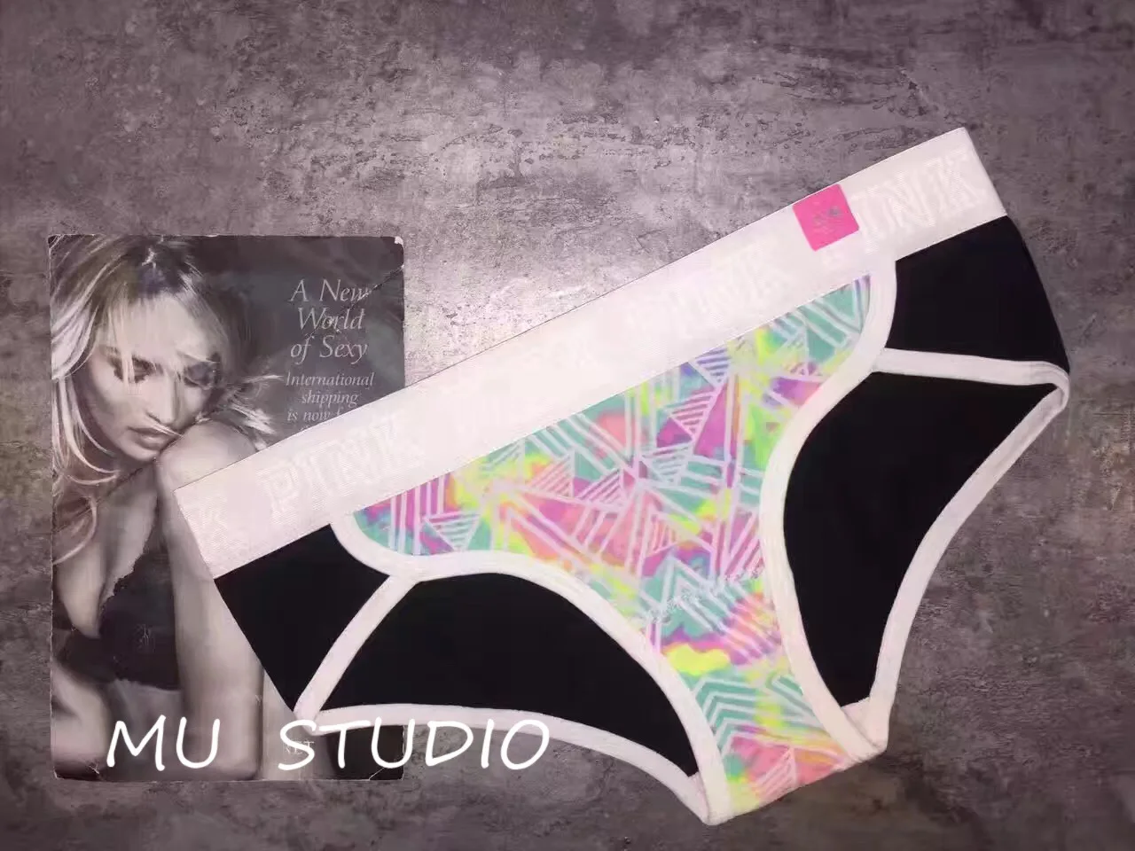 fashionable color matching cute sportswoman cotton fabrics in low waist ladies triangle underwear