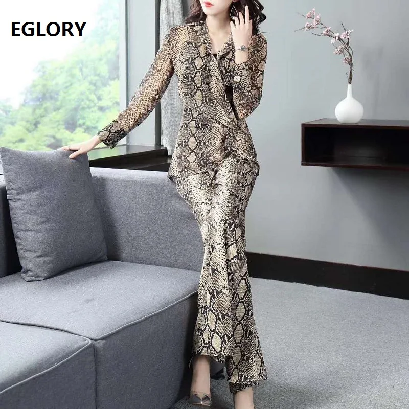 Two Piece Set 2019 Spring Summer Fashion Pant Suit Women Sexy Wild Pattern Long Sleeve Shirt+Full Length Female Suits |