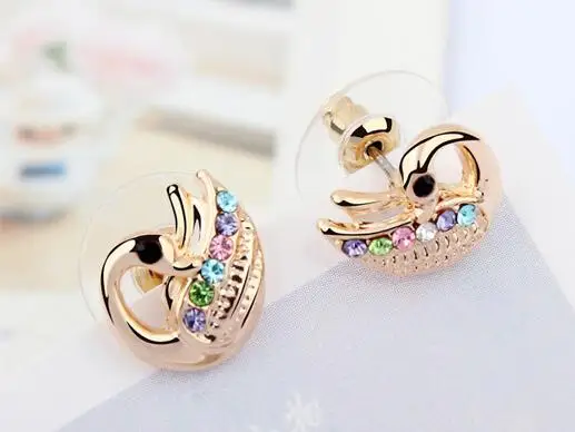 Модные золотые Цвет серьги гвоздики с кристаллами от Австрия Высокого Качества