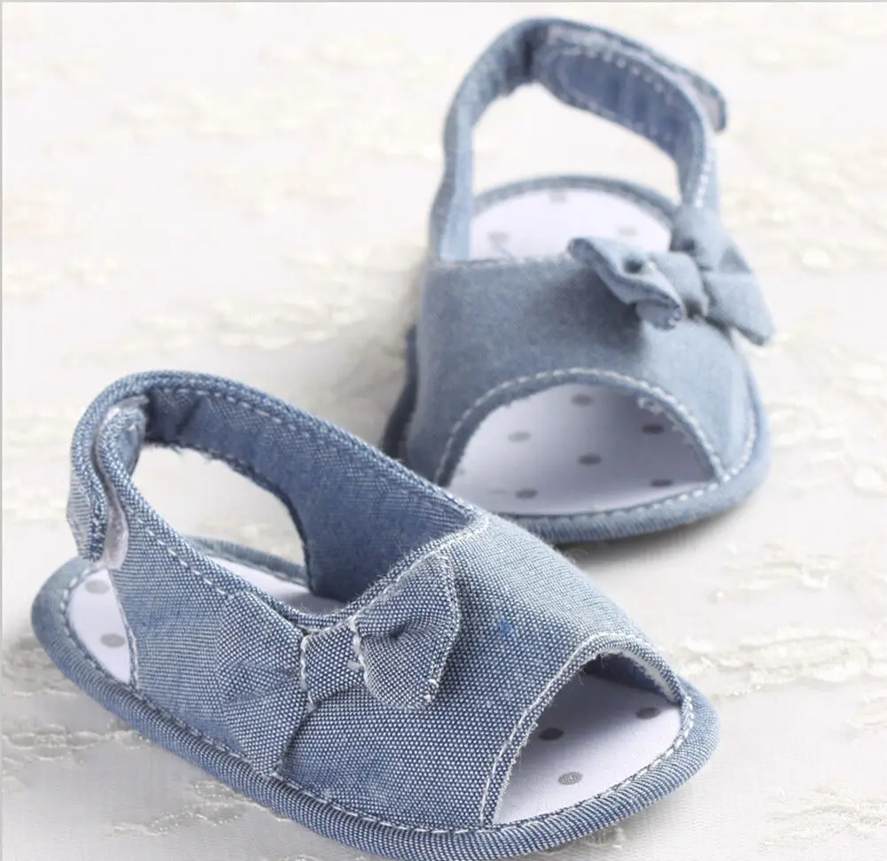 2017 г. Летняя Мягкая джинсовая обувь с бантом для маленьких девочек нескользящая