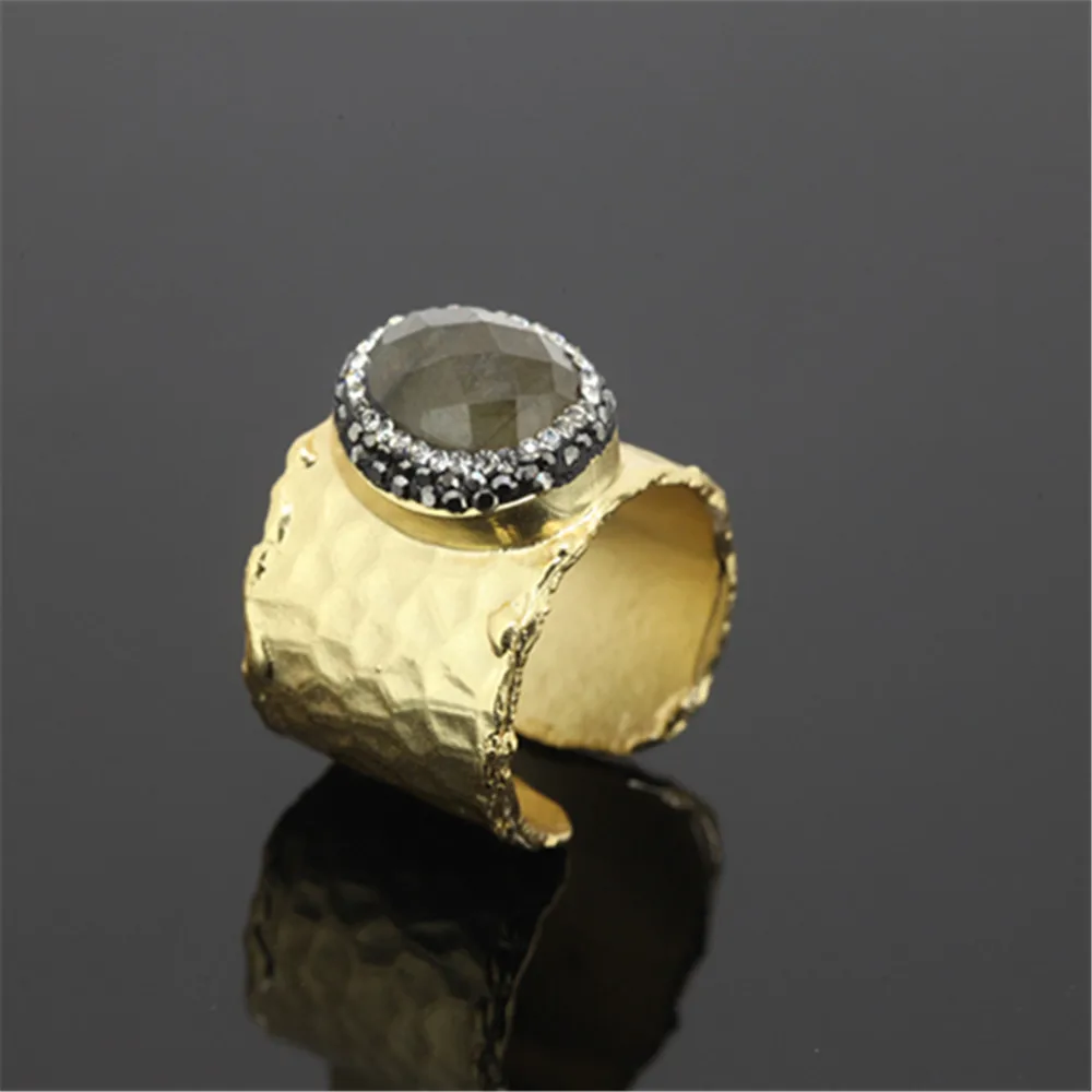1pcs New design golden metal base pave natural quartz druzy stone and black white rhinestone surface adjustable open unisex ring | Украшения