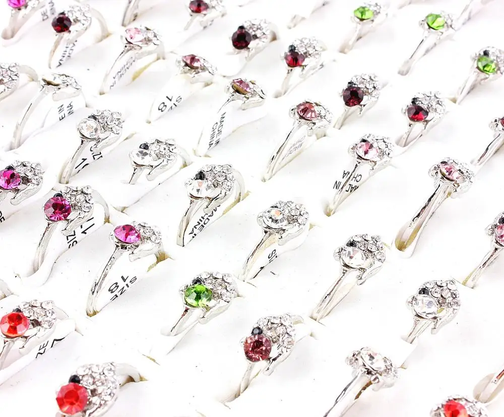 

QianBei 2023 Fashion Jewelry Mix Color Rhinestone Dolphine Rings Women Wholesale 50pcs/Lot Party Gifts Free Shipping