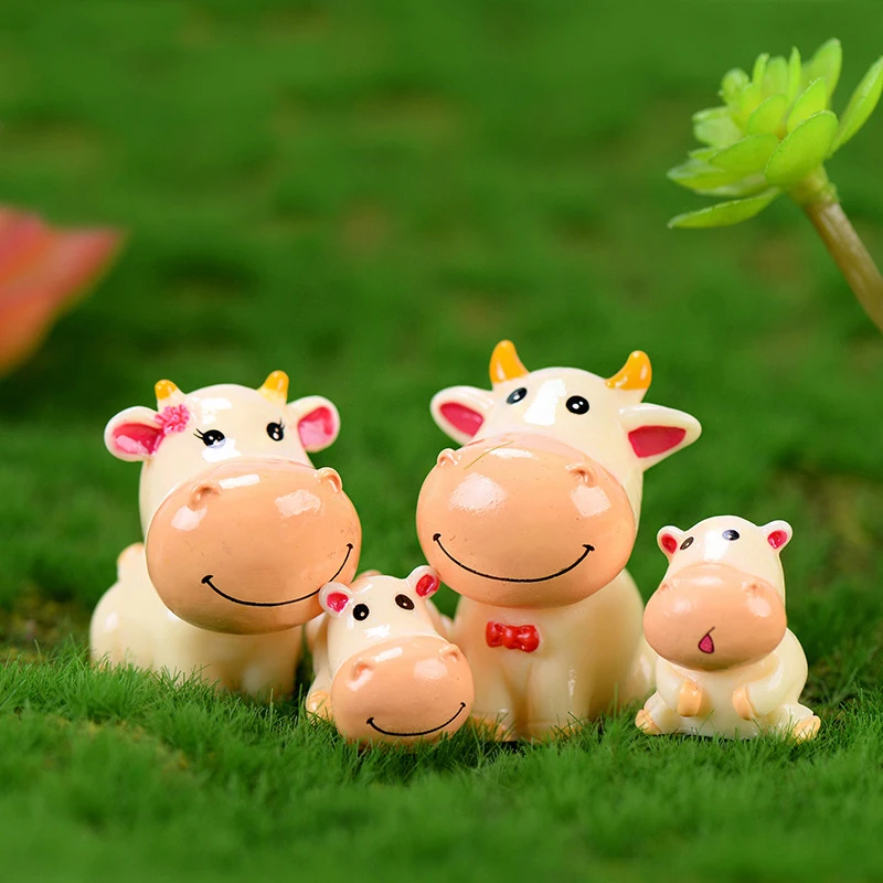 4PCS Cute Cow Family Animal Model Figurine Home Miniature Fairy Garden Decoration Accessories Statue Resin Craft Figurines