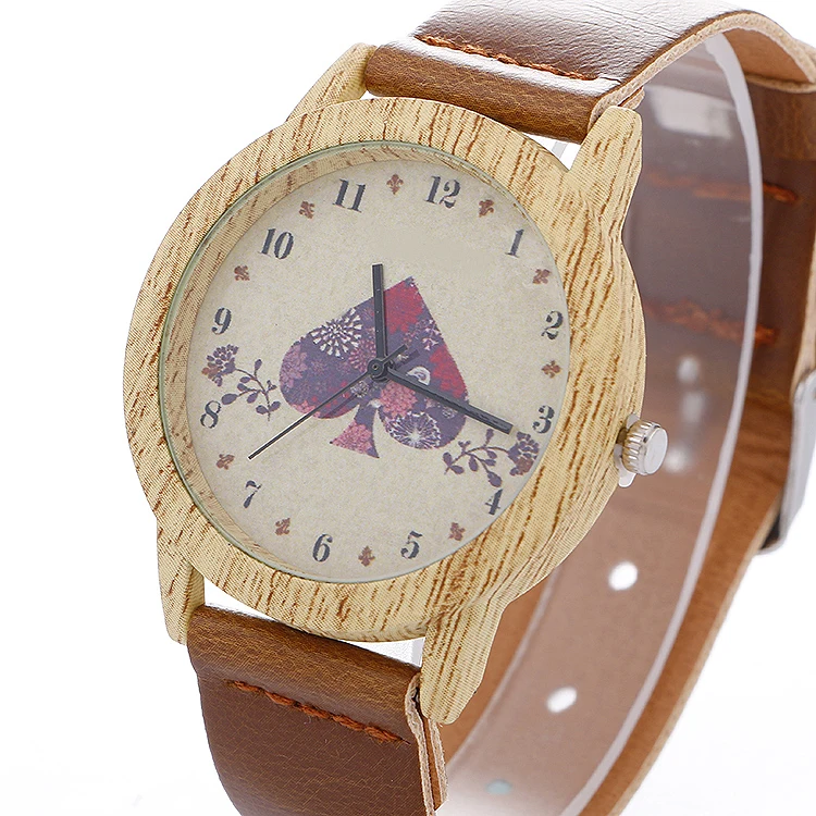 

2020 New Coming Heart Wood Casual Watch For Men Laides Watch Leather Strap Quartz Watch Christmas Gift Men Fashion Dress Watch
