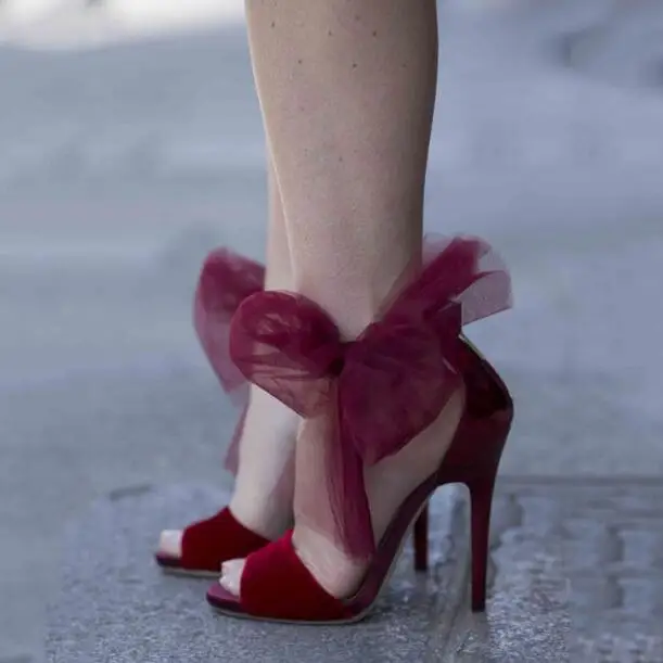 

Drop Shipping Sexy Woman Solid Burgundy Butterfly Knot Bow Ties Lace Peep Toe Thin Heels Zipper Back Wedding Sandals Big Size 47