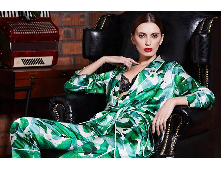 Ladies Silk Pajamas suit 100% silk two piece Home Furnishing wear long sleeved pants