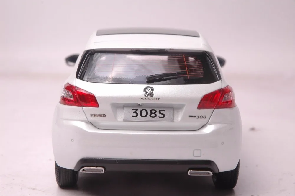 1:18 литья под давлением модель для peugeot 308S белый хэтчбек сплав игрушечный автомобиль миниатюрная коллекция подарок 308