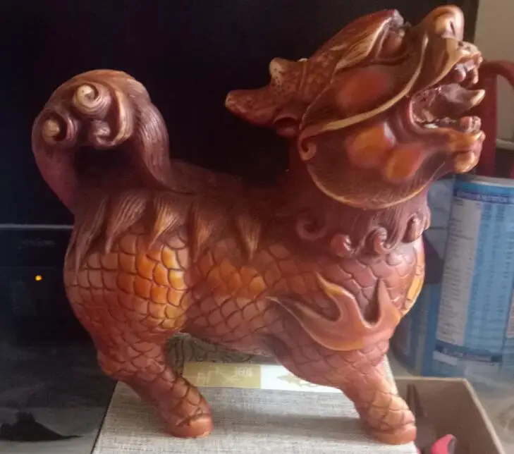 

Collection of rare handmade sculpture, mahogany Kirin sculpture, many kinds of elephant shaped ornaments, free shipping