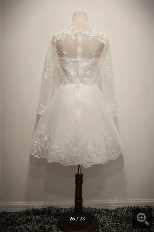 Женское коктейльное платье Robe De Soiree белое с короткими рукавами и кружевной
