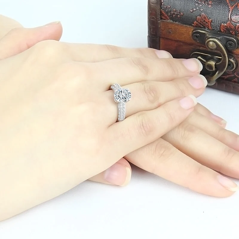 

QYI 925 Sterling Silver 2ct Oval cut Luxury Rings Women Engagement Jewelry Sona Simulated Diamond Wedding Rings Gift