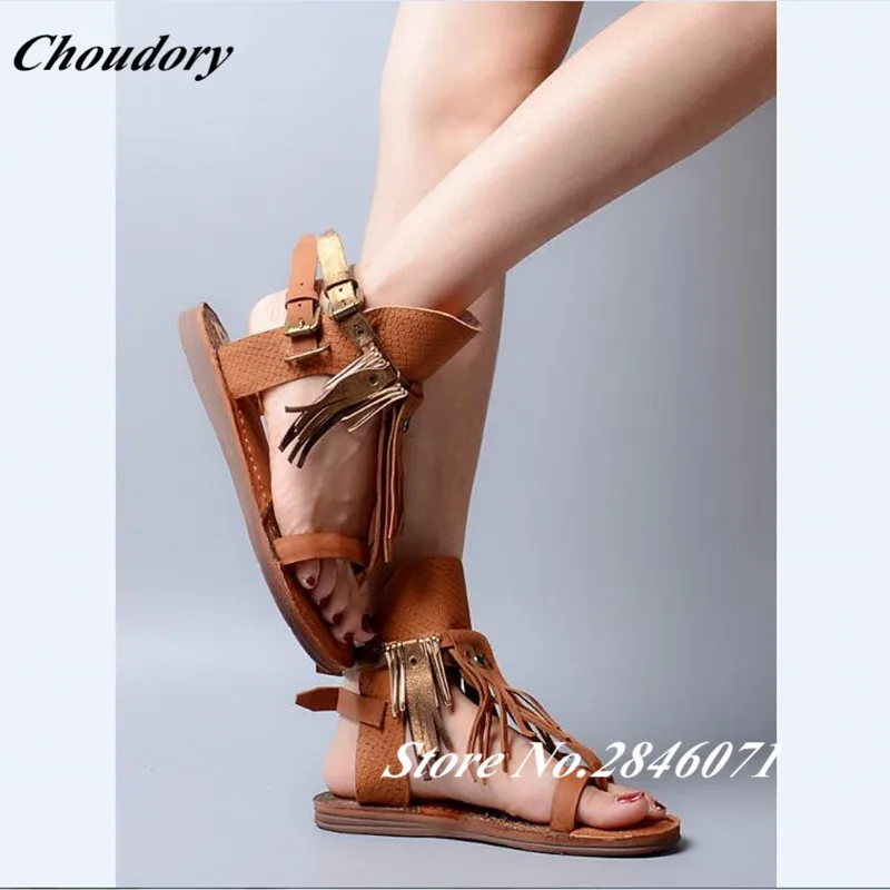 Пряжка Ремешка Fringe Женщин Сандалии Плоские с Открытым Носком Ботинки Женщина 2017
