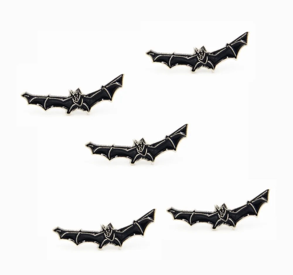 В партии 5 шт. вампир эмаль металлический значок булавки на лацканы вентиляторы