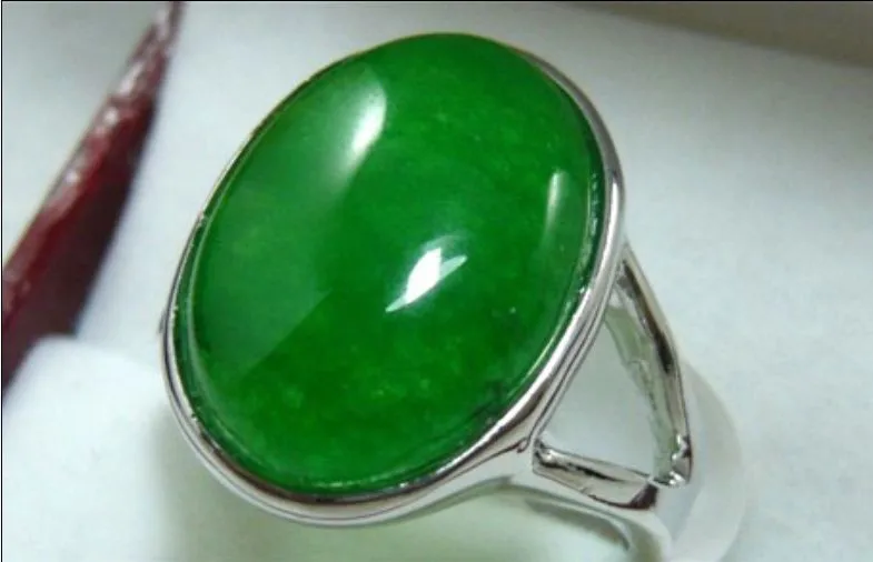 

Stunning green natural JADE bead fine ring(#6,7,8)