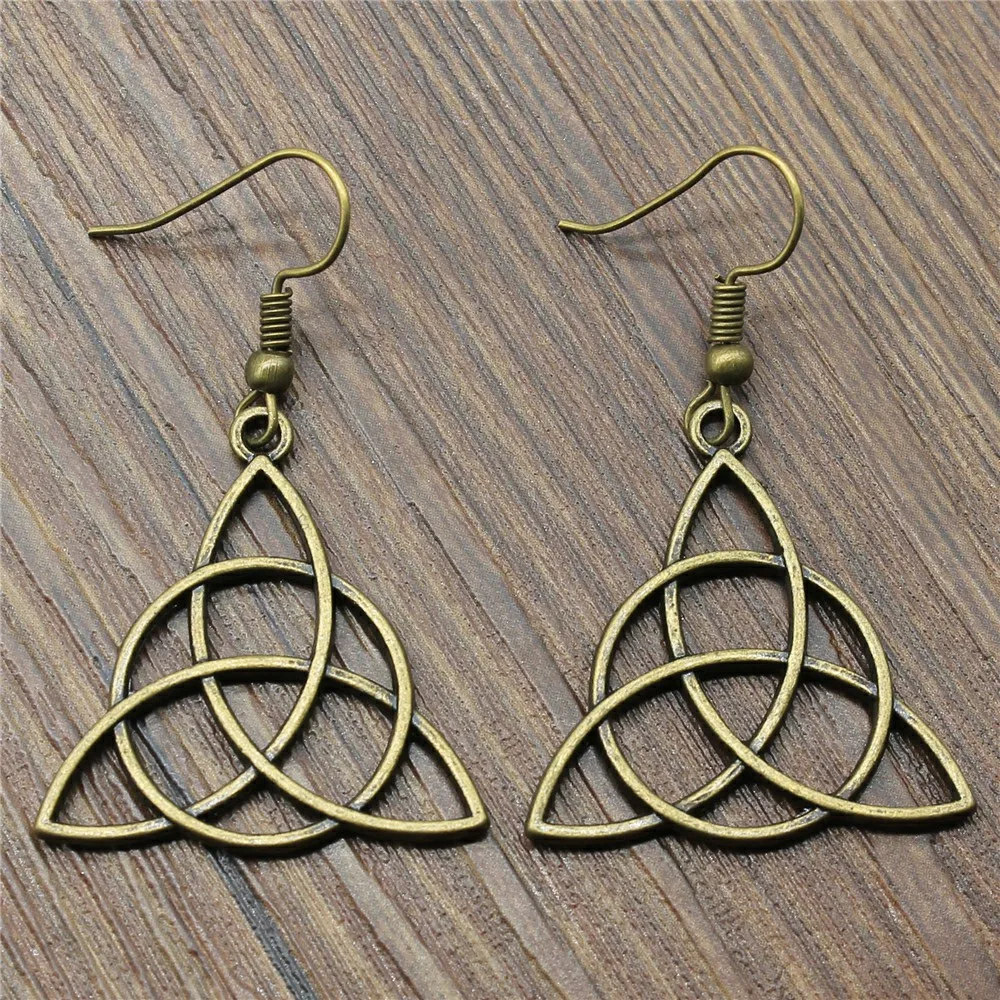 Винтажные Новые Модные Простые 28 мм Triquetra Symbol очаровательные Висячие серьги для