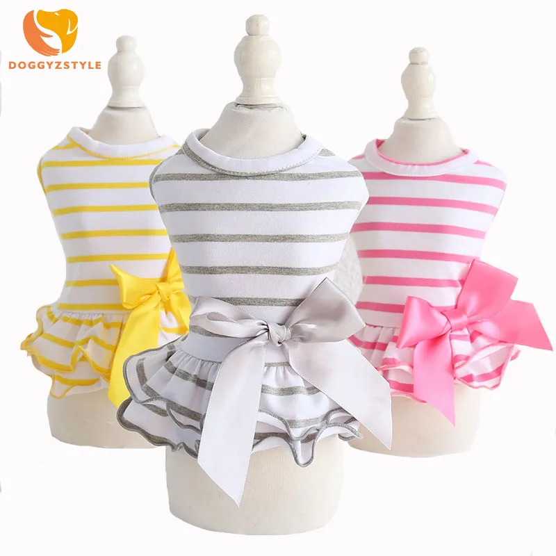 Жилет для домашних животных Трехцветный Полосатый с большим бантом Новинка