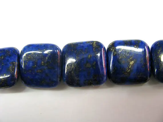 

Подлинная ляпис-лазурь драгоценный камень площади Lapis, со стразами и квадратной коробки, украшенное розовыми розами и золотой незакреплённ...