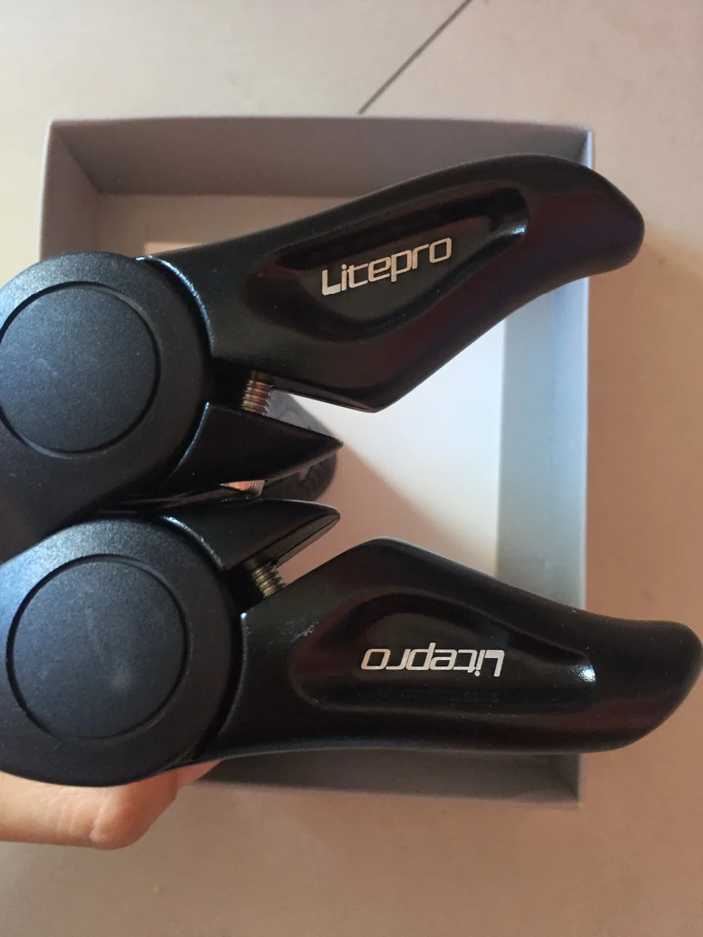 

Litepro NEW ARRIVE Bicycle grips Cycling horns shape 137mm anti-slip comfort BMX handlebar grips bike parts