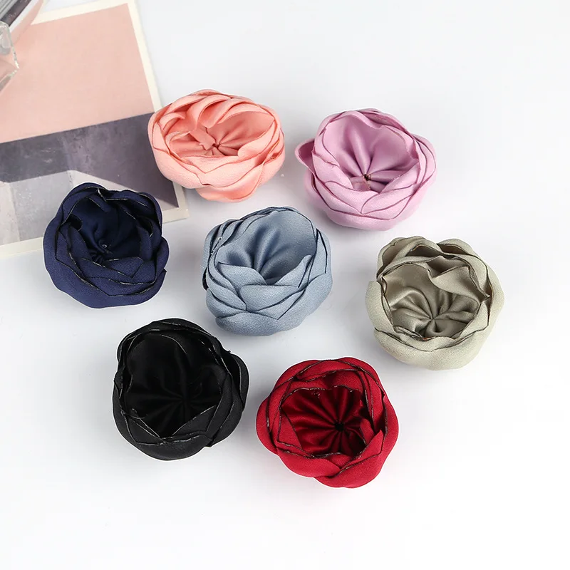 

30 шт./лот винтажный 3D сгоревший атласный цветок в рулоне, Женский корсажный цветок, повязка на голову для девушек, головной убор, Аксессуары ...