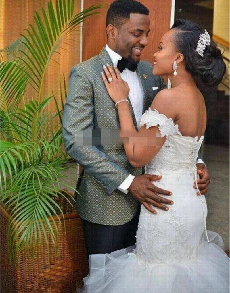 

African Off Shoulder Mermaid Wedding Dresses Elegant Applique Ruffles Tulle Lace Up Custom Made Bridal Gowns