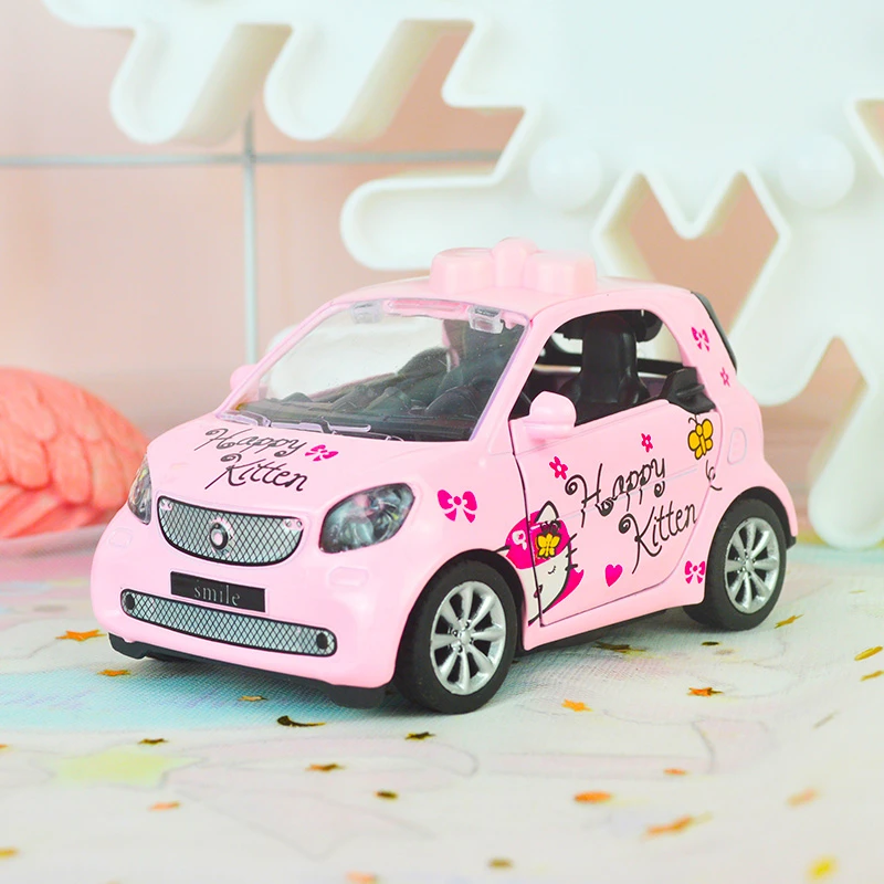 Моделирование 1:36 медведь Бэтмен Smart Fortwo модель машины из сплава Diecasts &amp Toy Vehicles