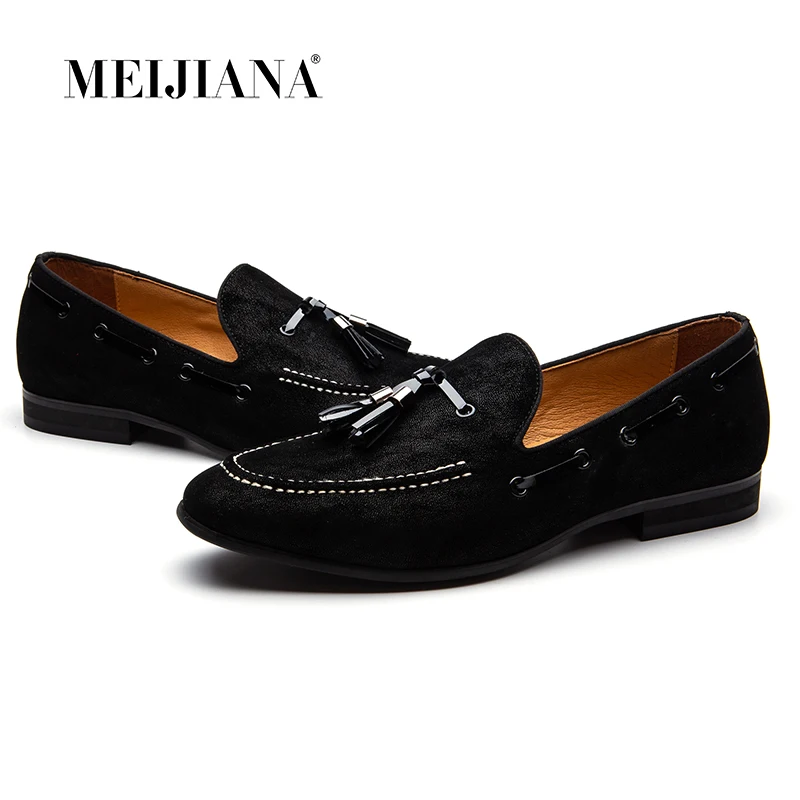 

MEIJIANA Black Suede Loafers Tassels Men's Moccasins Slippers Smoking Man Flats Dress Shoes Casual Shoes Gentlemen Loafers Shoes