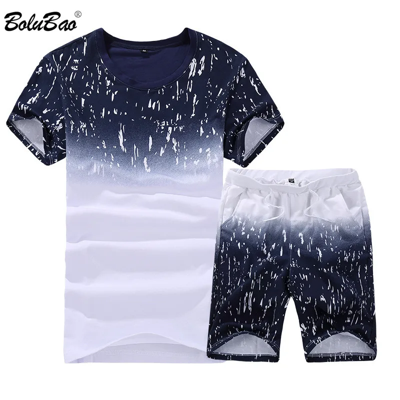 

BOLUBAO Summer Set Men Brand New Causal Beach Suits Short Sleeve 2PCS T shirt + Shorts New Fashion Tracksuit Men Sportsuits