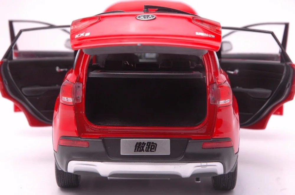 1:18 литая под давлением модель для Kia KX3 Красный внедорожник сплав игрушечный автомобиль миниатюрная Коллекция подарков