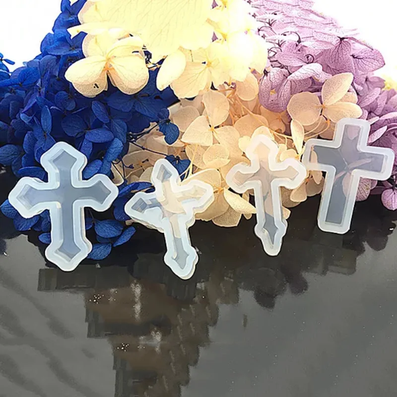 

4 Styles Cross Pendant Cake Silicone Mold For Jewelry Charms Making Tool Handmade Crystal Diamond Epoxy Resin Cake Candy Moulds