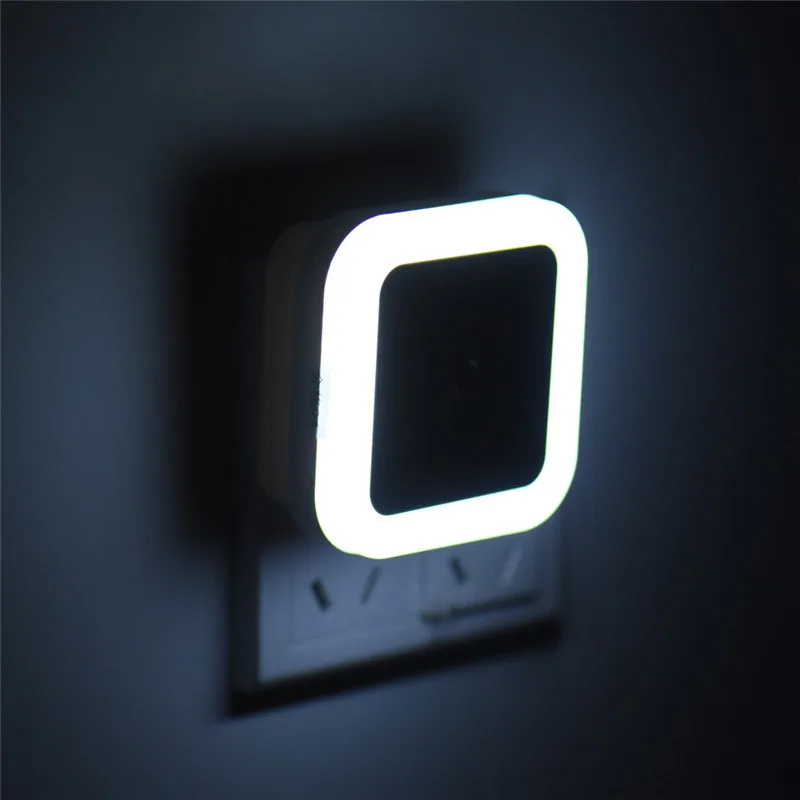 Auto LED Light Induction Sensor Control Bedroom Night Lights light Bed Lamp EU Plug 65*65*45mm 110-220V 0.5W 3 Colors | Лампы и