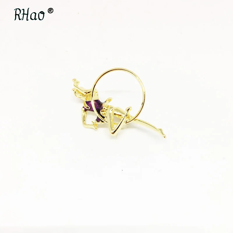 Женская эмалированная брошь в виде гимнастики золотого цвета|jewelry pin|enamel broochribbon