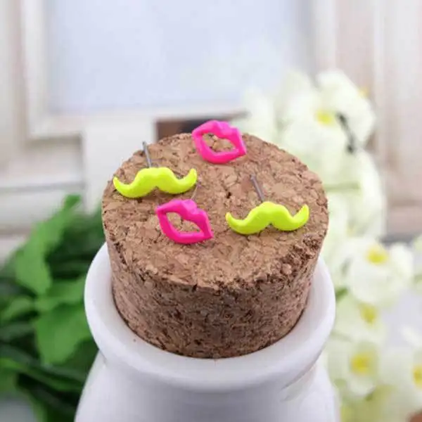 Dimona Beard Lip Stud Earrings | Аксессуары для одежды