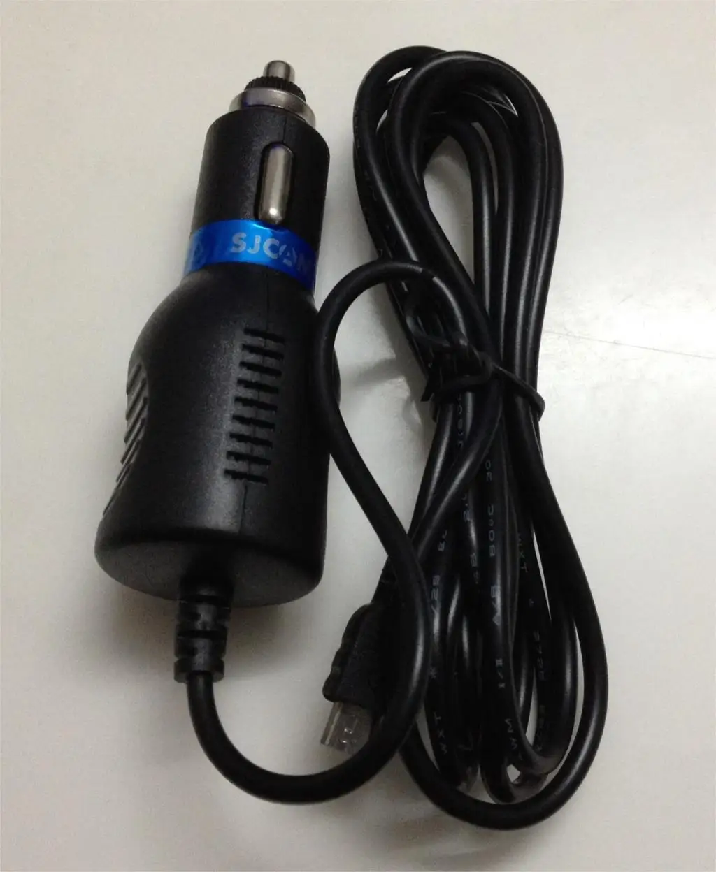 Автомобильное зарядное устройство + присоска держатель в автомобиль с