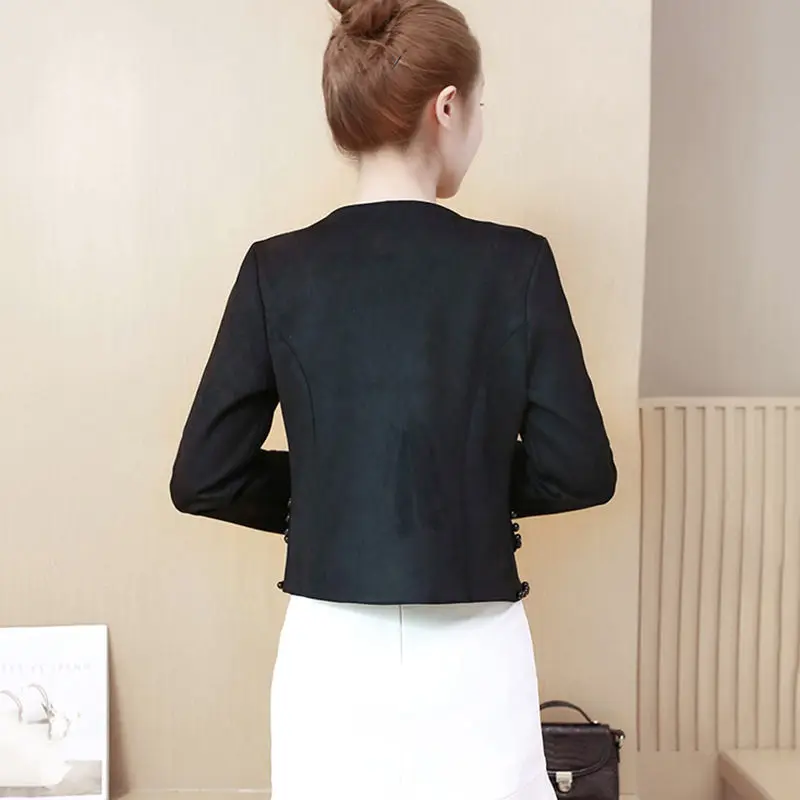 

2019 Spring Autumn New Suede Short Coat Female Beaded Fashion Wild Slim Solid Color Women O-Neck Short Suit Jacket LQ651
