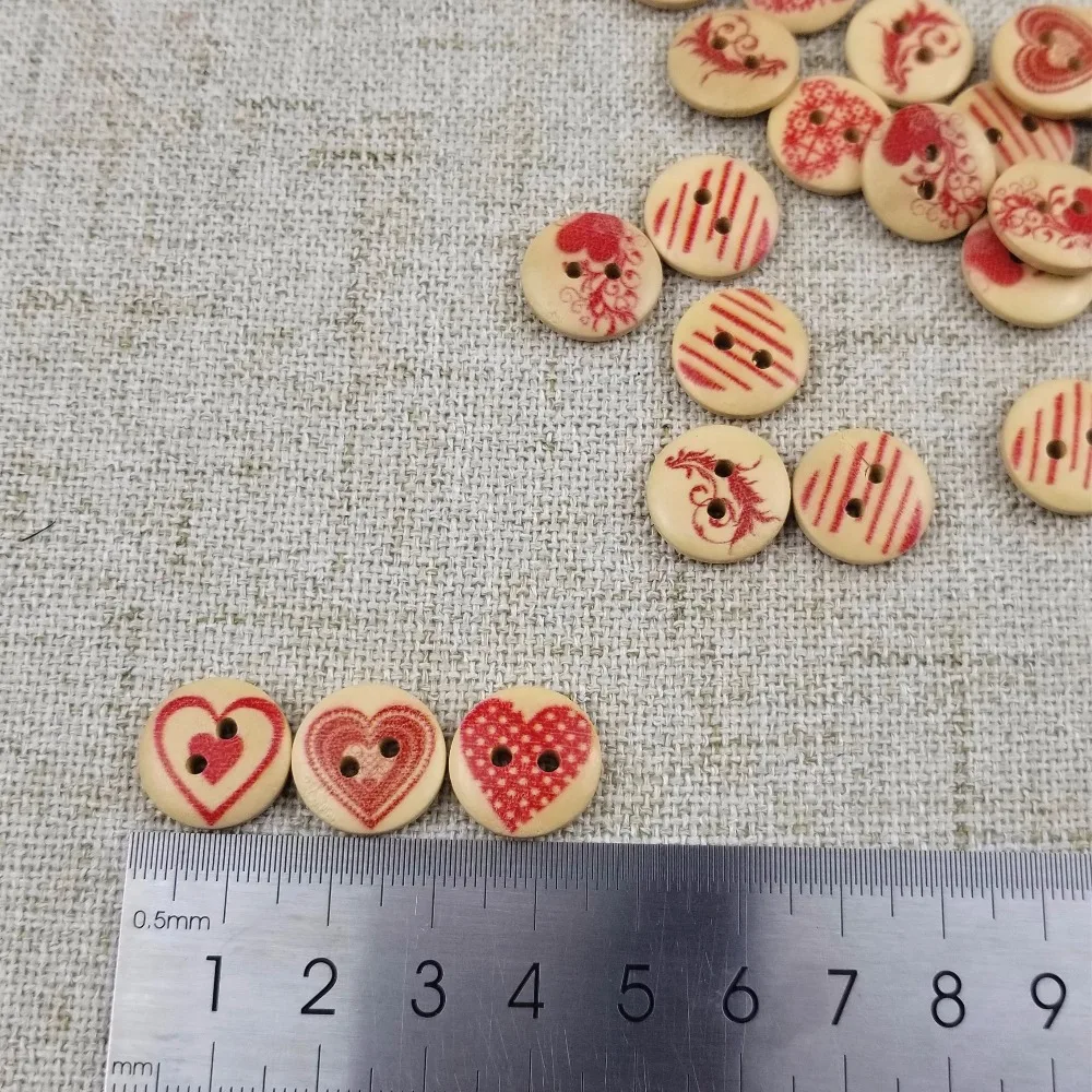 Цветная деревянная швейная Кнопка Скрапбукинг сердце смешанный 2 holes15 мм Сердце