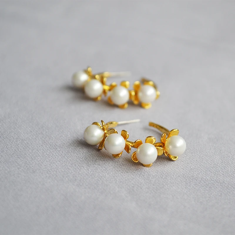 French crowd original gold bloom flowers inlaid Pearl goddess temperament fashion matching earrings | Украшения и аксессуары