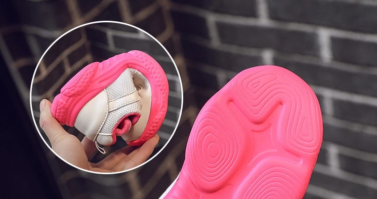 

2019 new children's sports shoes spring students Korean version of the single shoes candy bright color wild student shoes